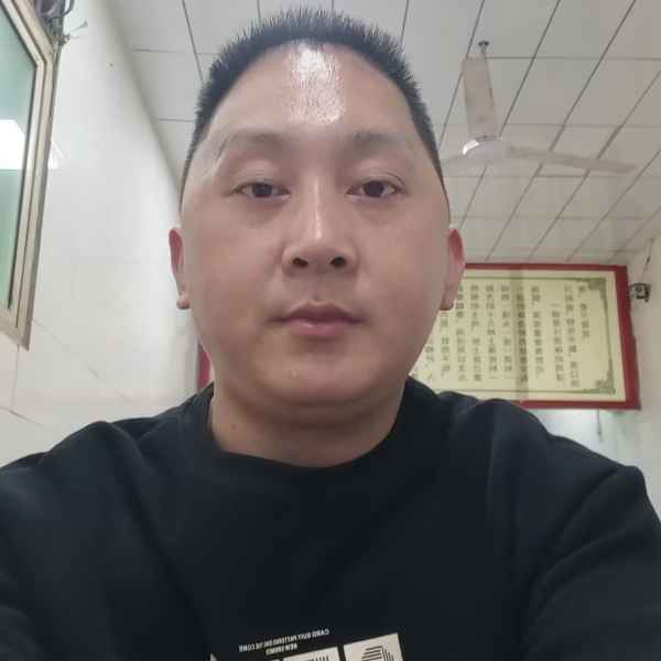 陕西35岁单身帅哥真诚找对象-云南相亲网