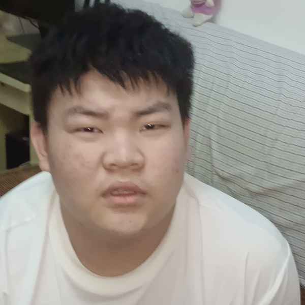 江苏20岁单身帅哥真诚找对象-云南征婚相亲网