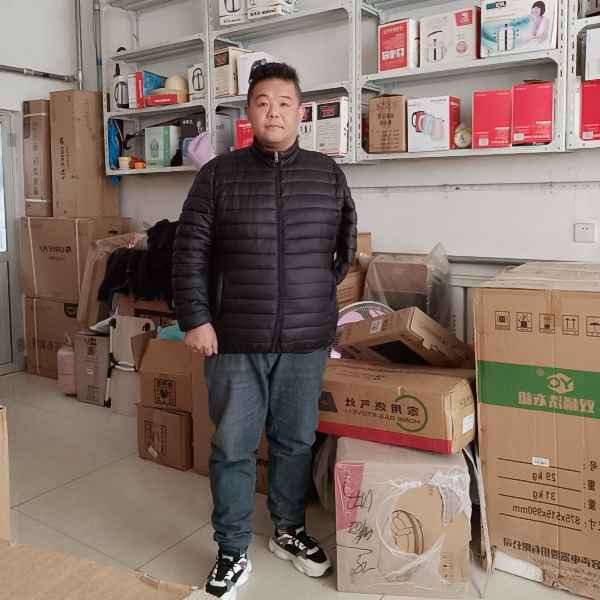河北37岁单身帅哥真诚找对象-云南征婚相亲网