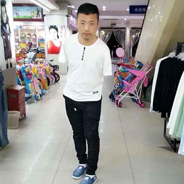 河南34岁单身帅哥真诚找对象-云南征婚相亲网