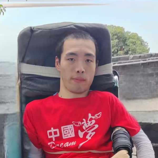 湖南30岁单身帅哥真诚找对象-云南征婚相亲网
