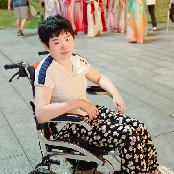 北京26岁单身美女真诚找对象-云南征婚相亲网