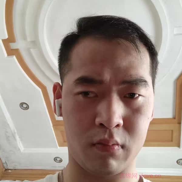 河南29岁单身帅哥真诚找对象-云南征婚网