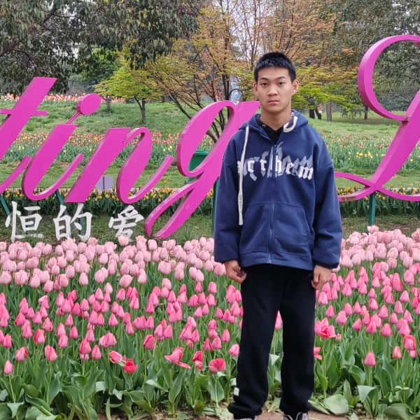 河南18岁单身帅哥真诚找对象-云南征婚相亲网