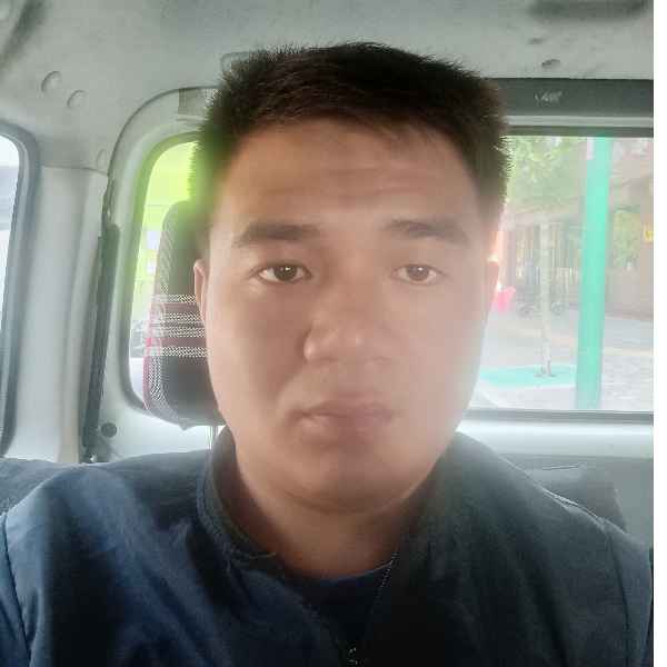35岁岁山西单身帅哥 - 云南吉缘网