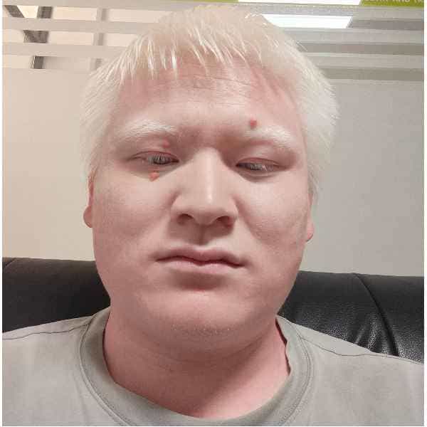 30岁岁安徽单身帅哥 - 云南吉缘网
