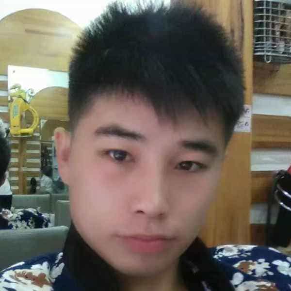 32岁岁湖北单身帅哥 - 云南吉缘网