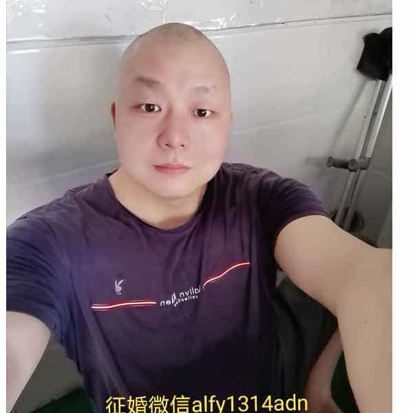 45岁岁湖南单身帅哥 - 云南吉缘网
