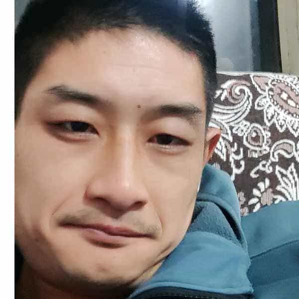 32岁岁湖北单身帅哥 - 云南吉缘网