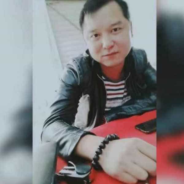 40岁岁湖南单身帅哥 - 云南吉缘网