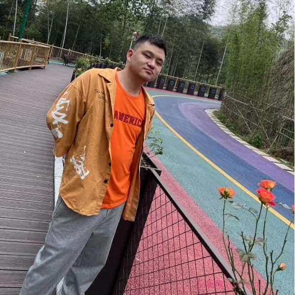28岁岁湖南单身帅哥 - 云南吉缘网